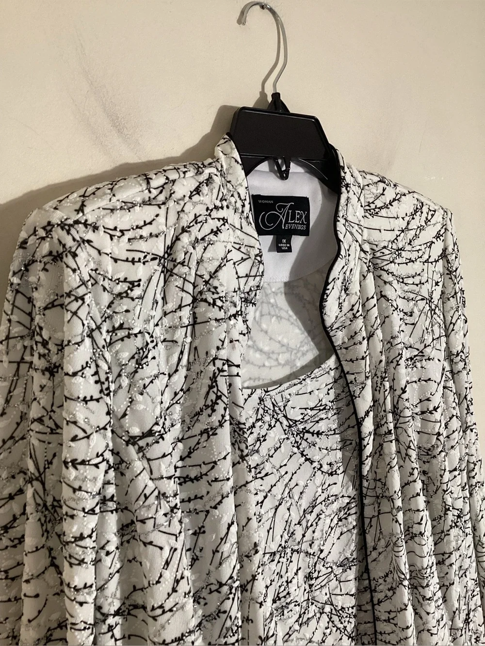Alex Evenings Plus Mandarin Neck Glitter Twin Set 1X